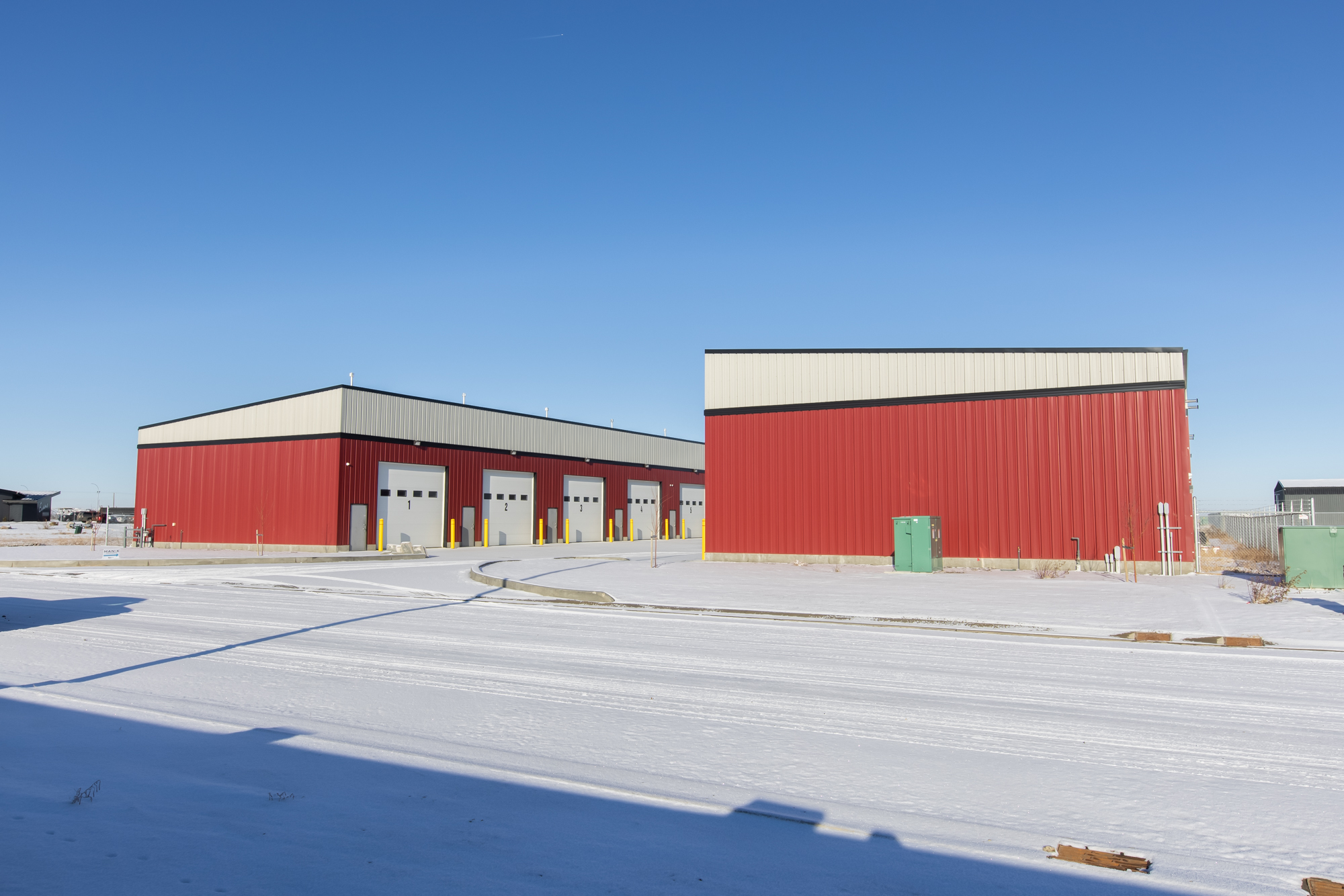 Coaldale Commercial Bays_26A7166