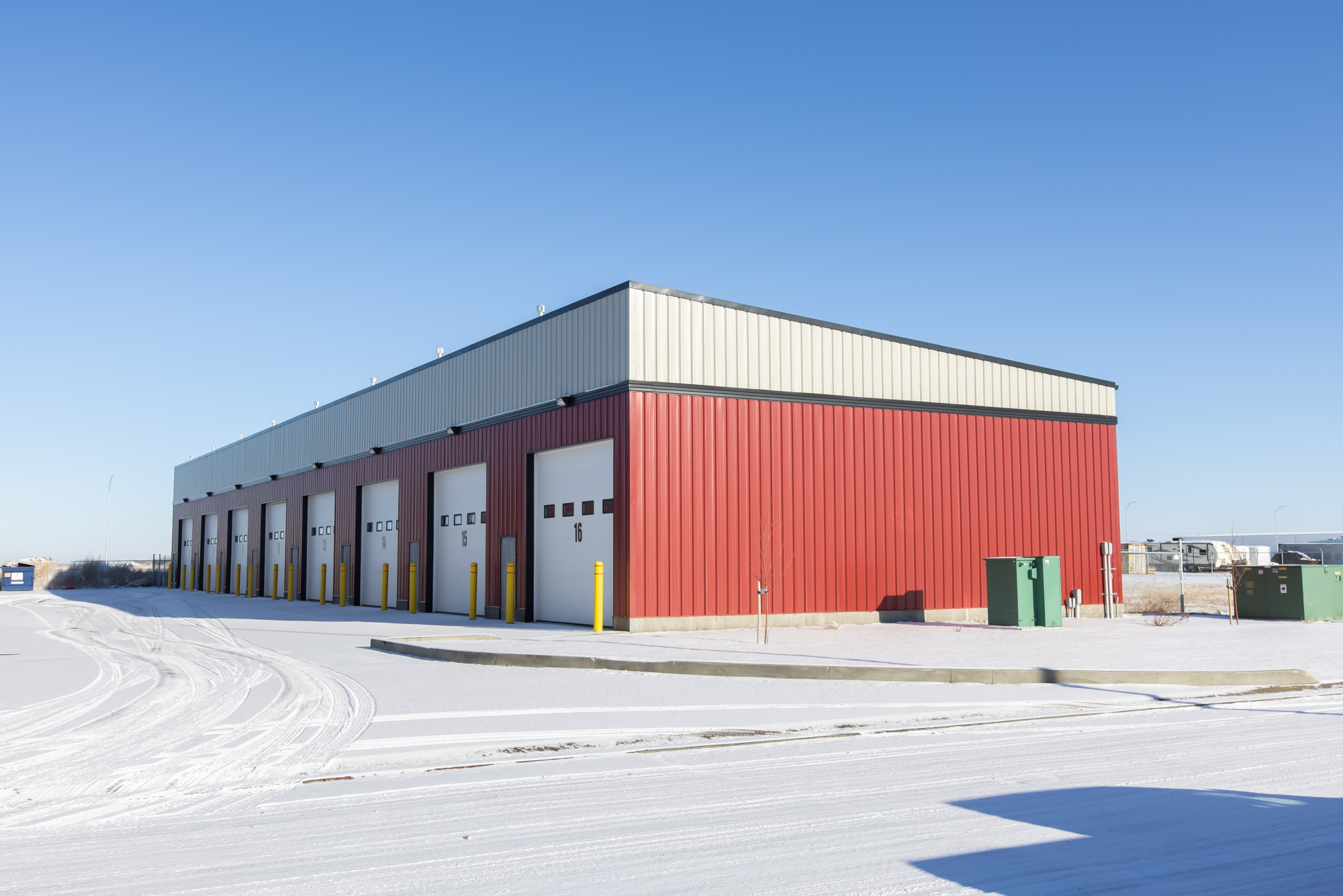 Coaldale Commercial Bays_26A7168