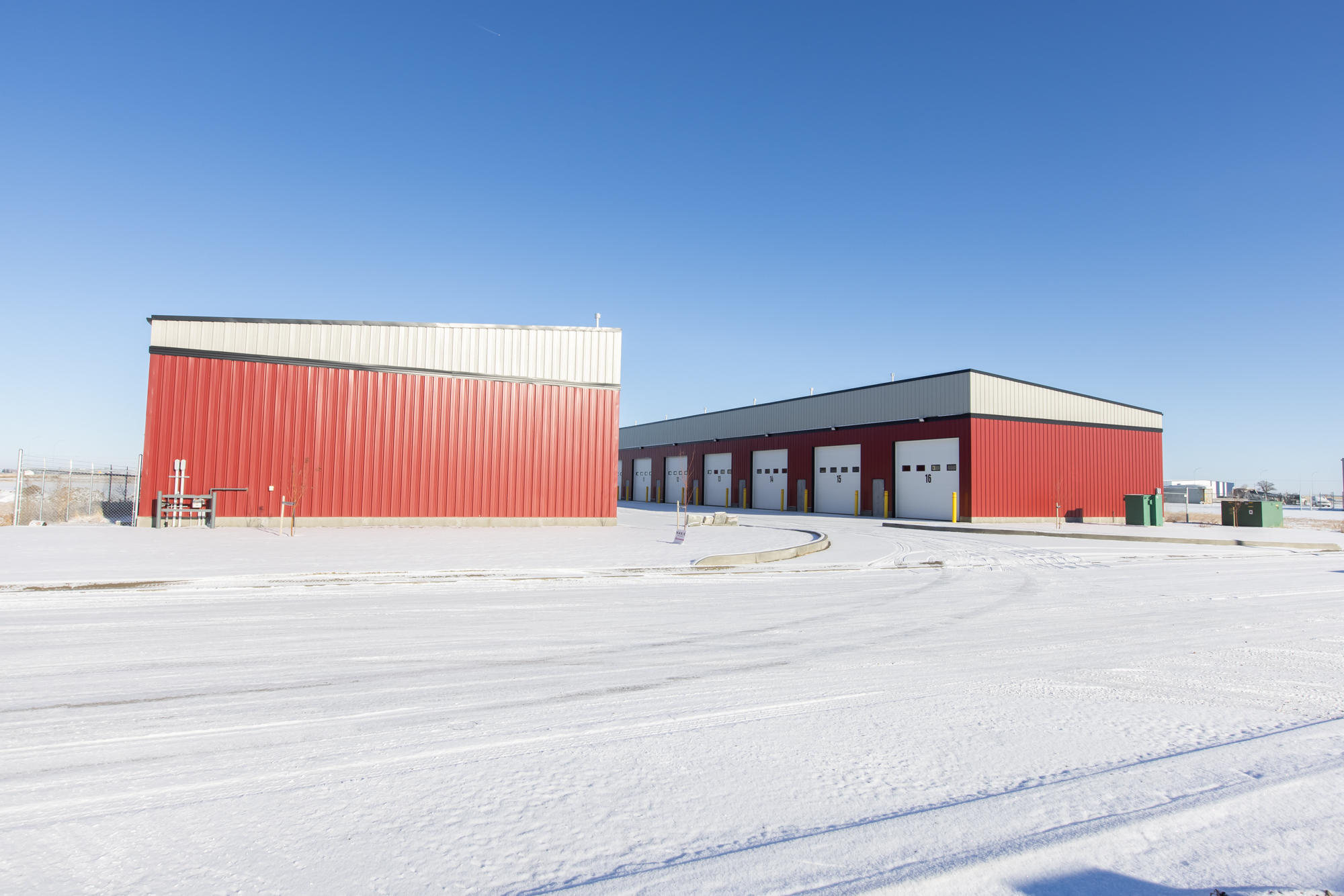 Coaldale Commercial Bays_26A7169