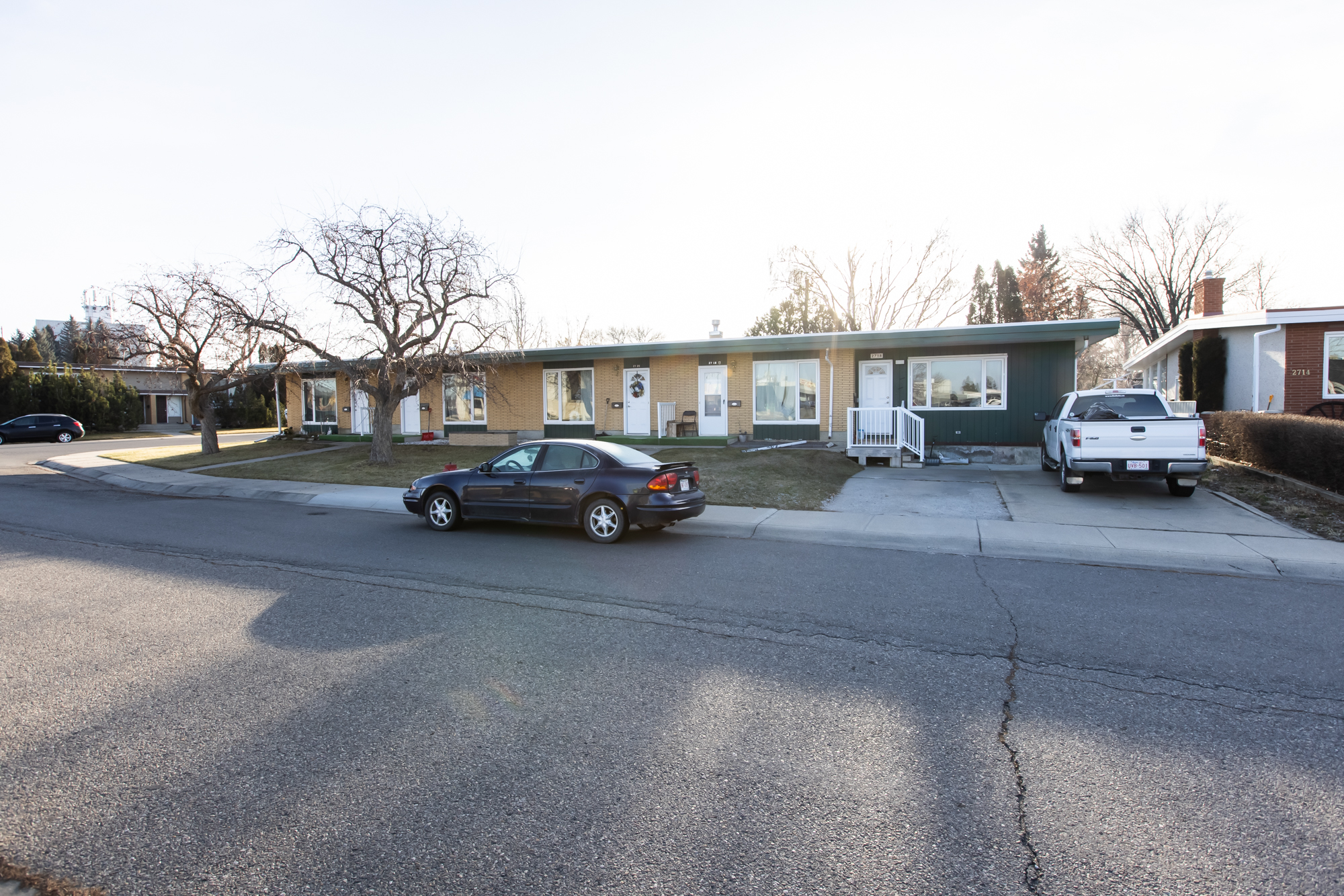 Leth 5 Plex- 2718 20 Ave_26A7399