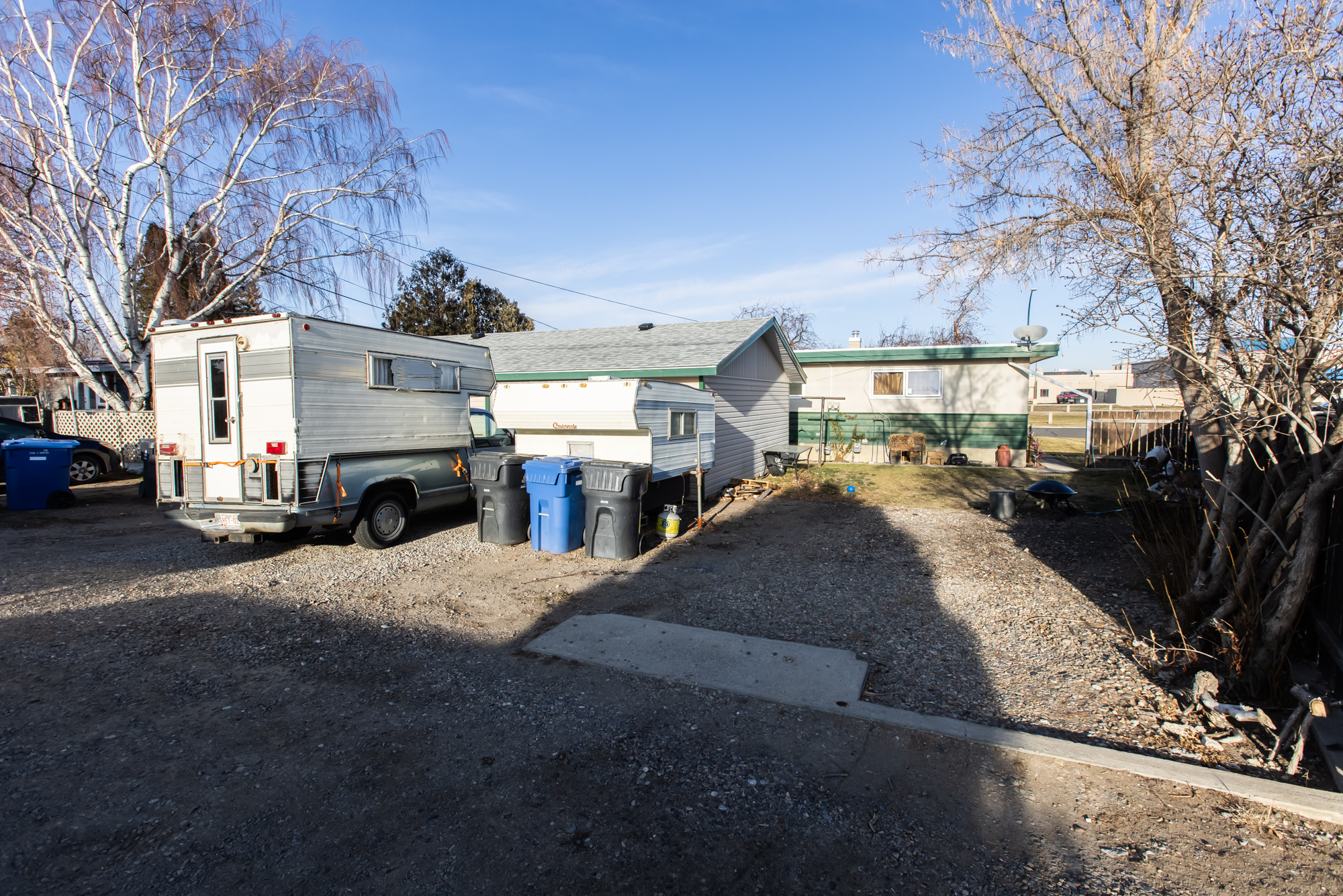 Leth 5 Plex- 2718 20 Ave _26A7402