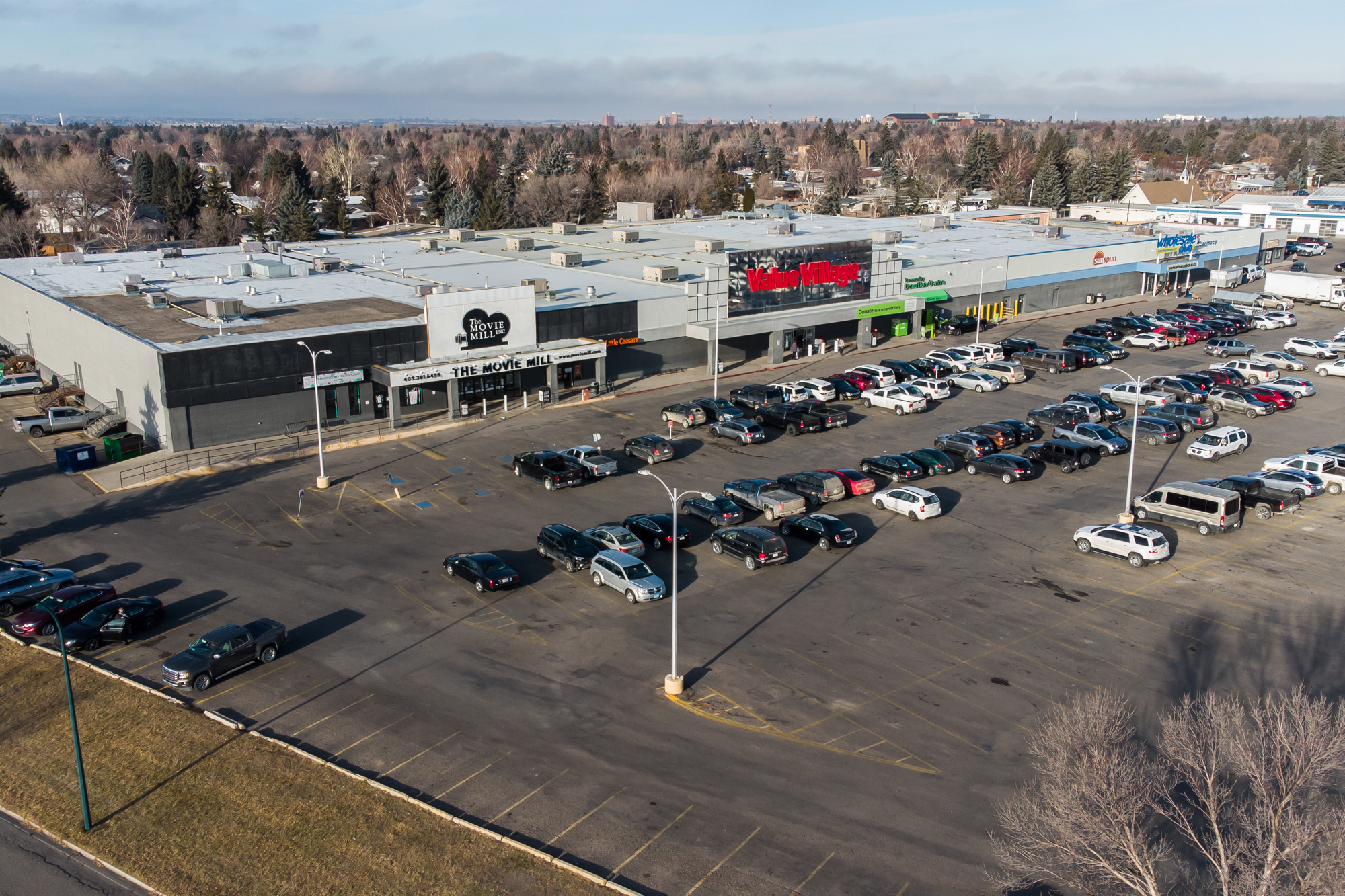Leth 5 Plex- 2718 20 Ave DJI_0003