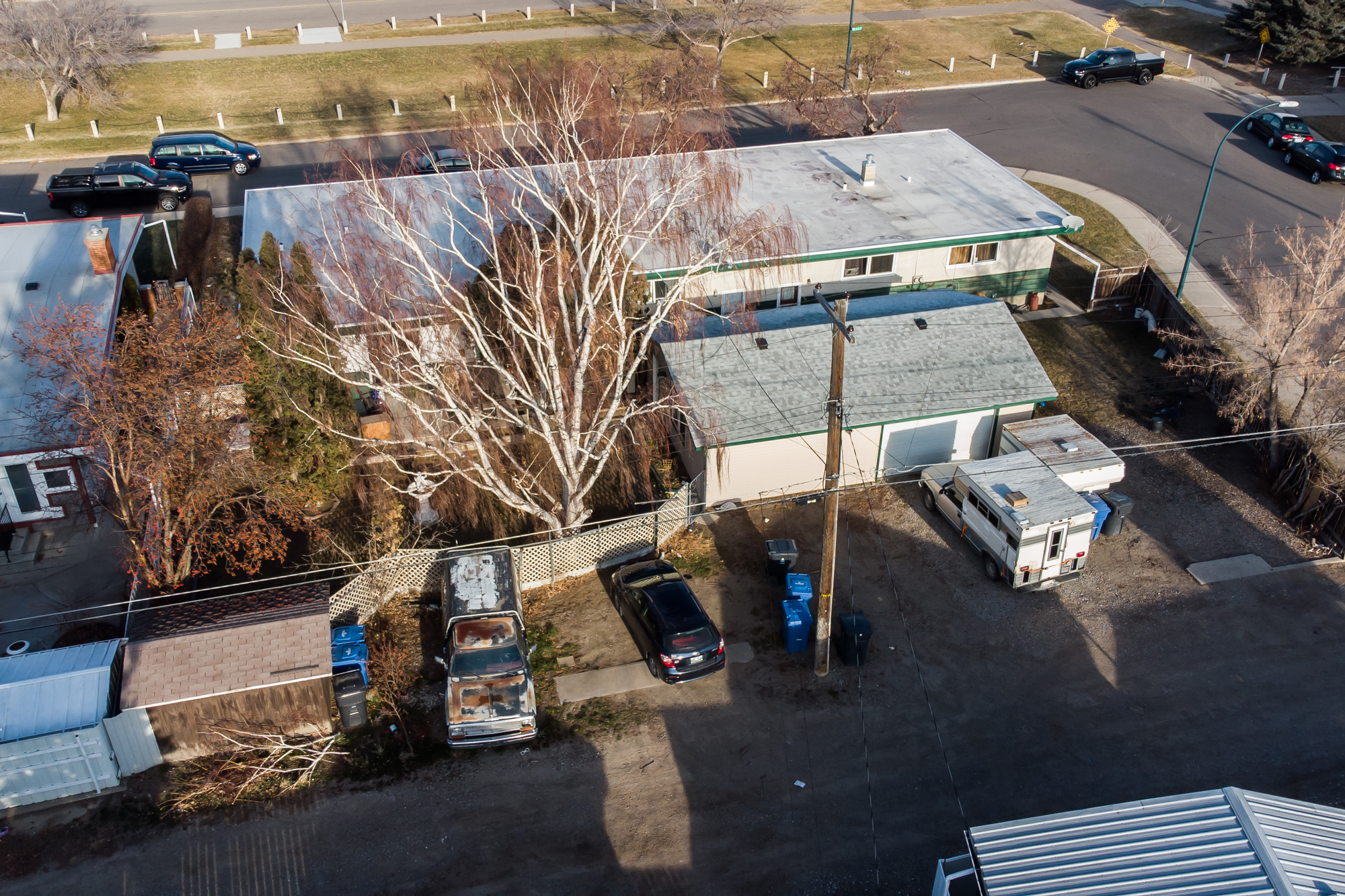 Leth 5 Plex- 2718 20 Ave DJI_0012