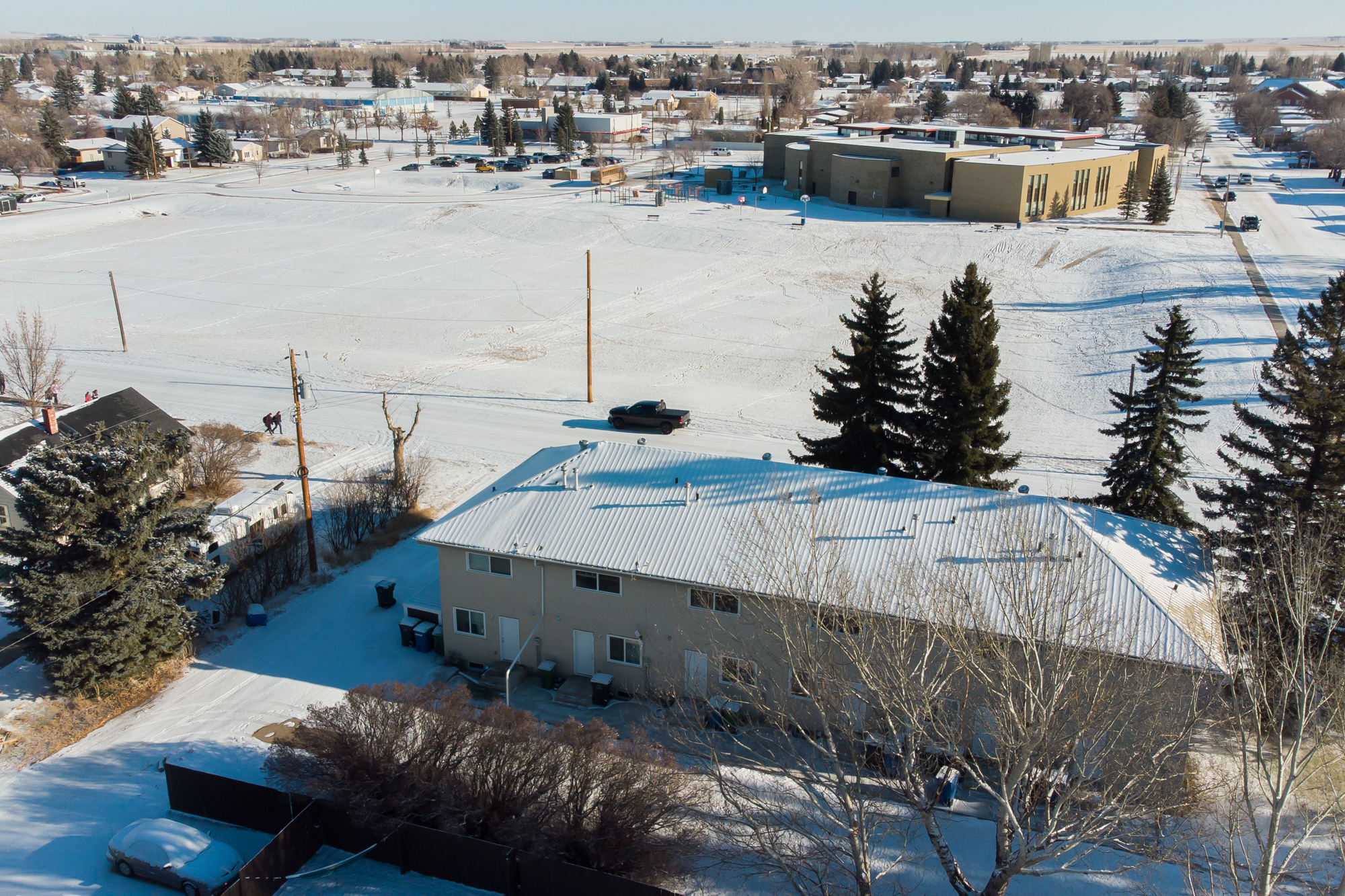 Coaldale 6 Plex- 2122 15 St DJI_0064