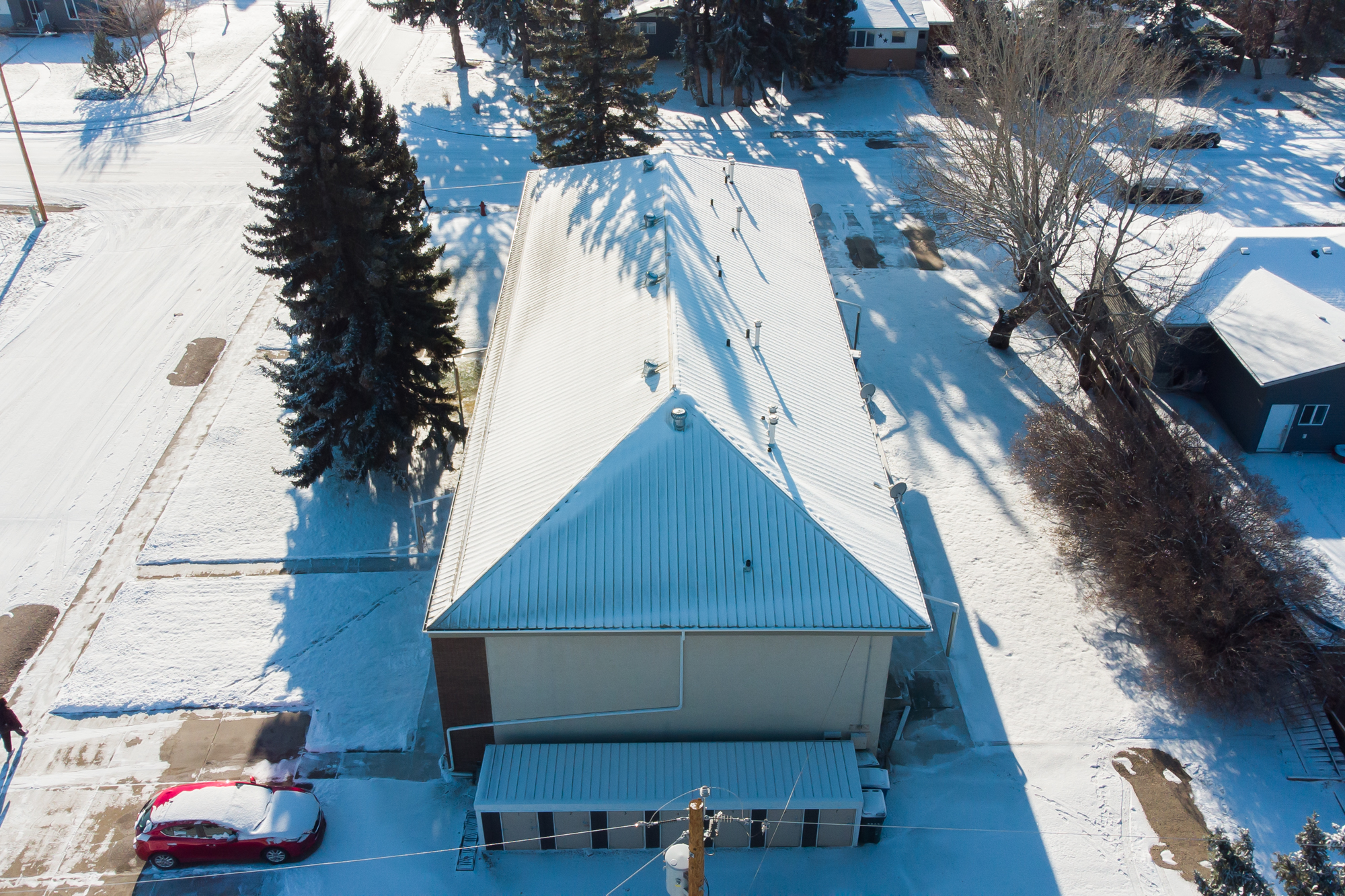 Coaldale 6 Plex- 2122 15 St DJI_0065